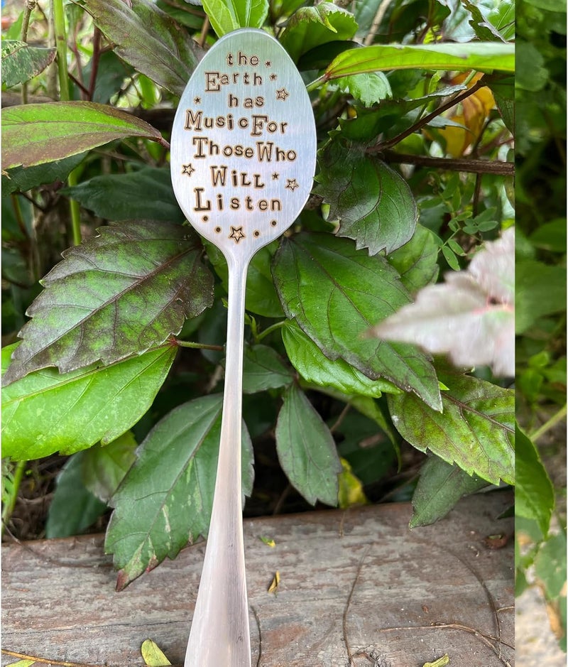 PLWalker Garden Plant Marker Friendship Gift for Women Gardeners, Plant Stake Label Sign Tag Gardening Gifts for Woman Plant Lovers, Metal Garden Decoration (Who Will Listen) - Image 3